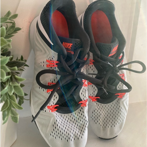 Nike Training Zoom Conditioning Running Shoes size 10 Preowned - Picture 6 of 9